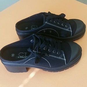 Chinese Laundry vintage style platform sneakers